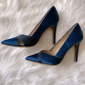 Blue Vince Camuto Pumps